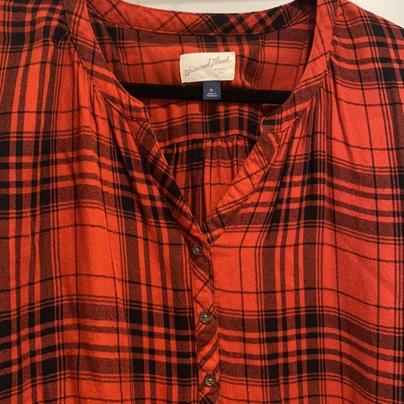 Universal Thread Tunic - Picture 2 of 2